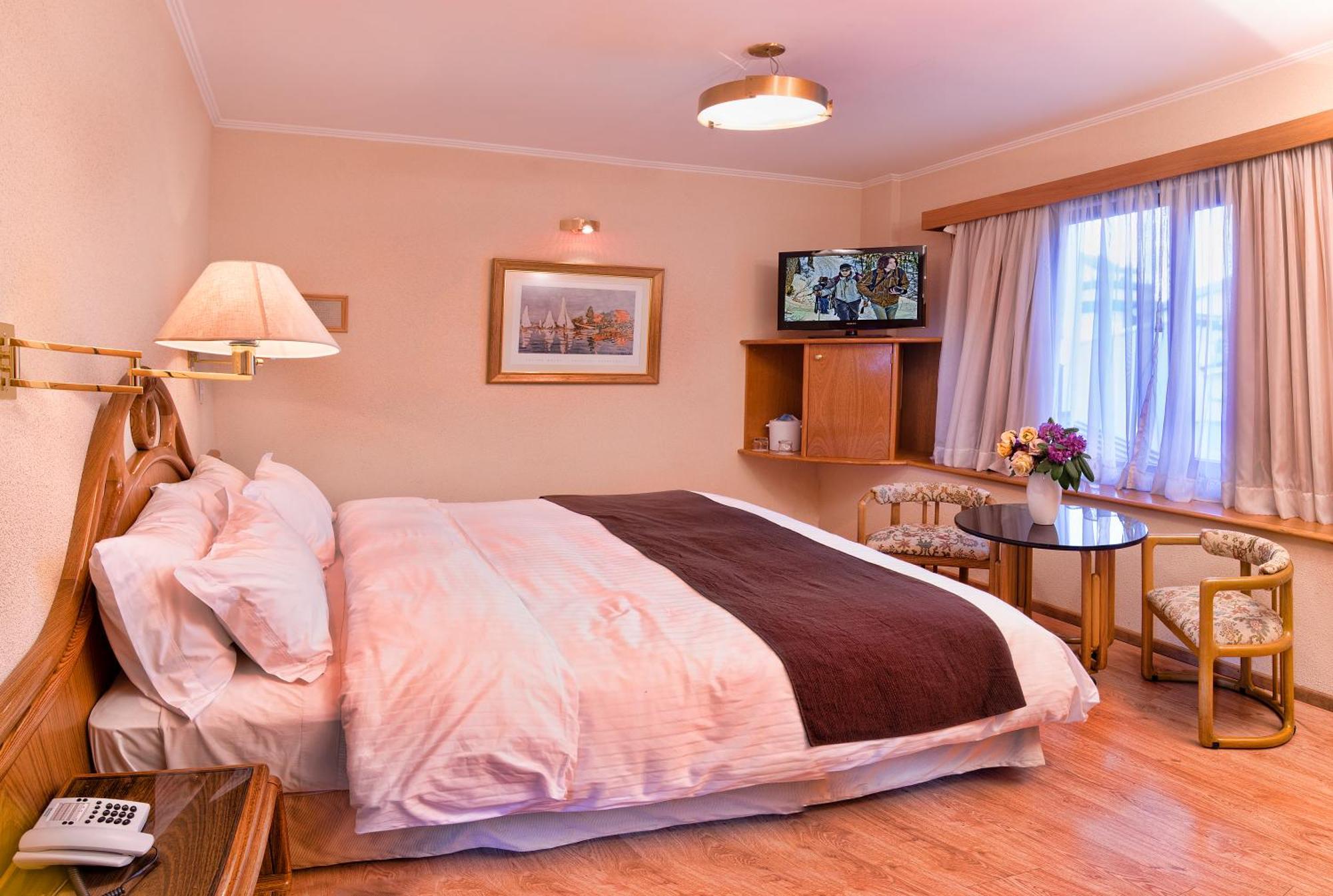 Classic Double Room,1277259031:JPEG